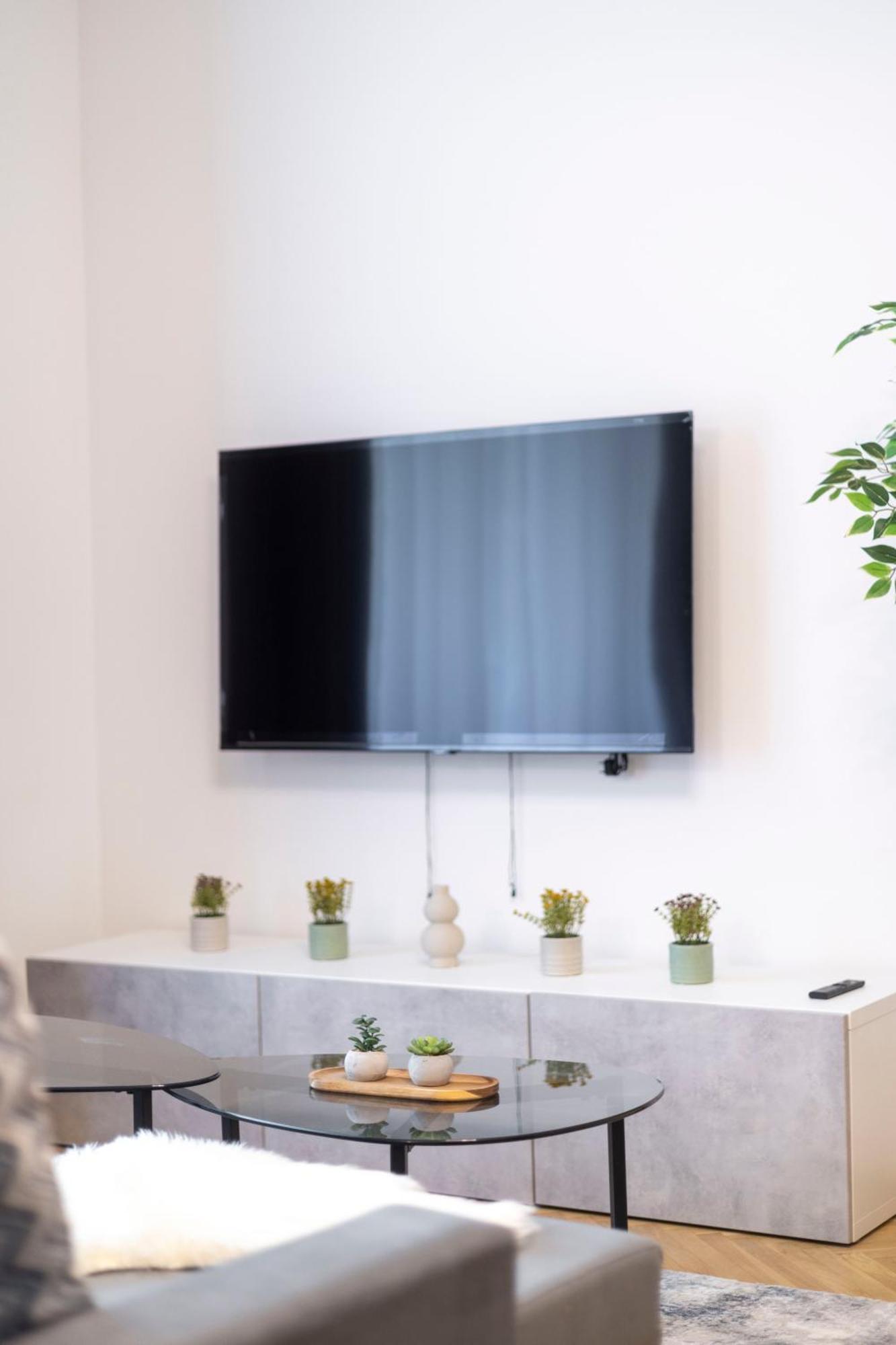 בודפשט Prime Location & Cozy Central 3Bedrm Apartment מראה חיצוני תמונה