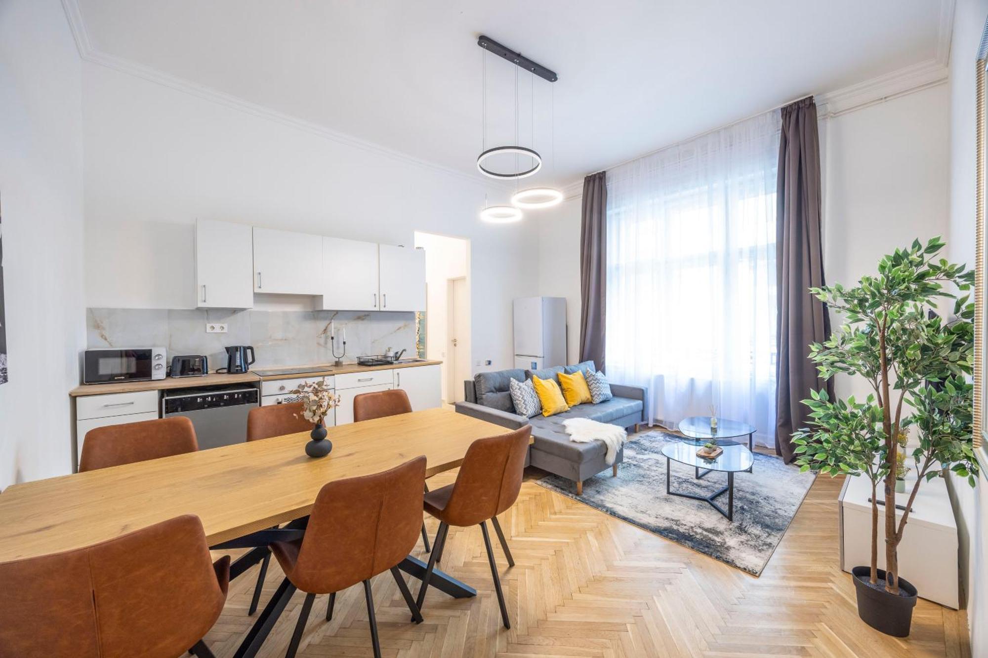 בודפשט Prime Location & Cozy Central 3Bedrm Apartment מראה חיצוני תמונה